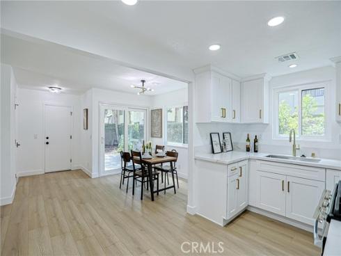 8860 La Salle 4 , Cypress, CA