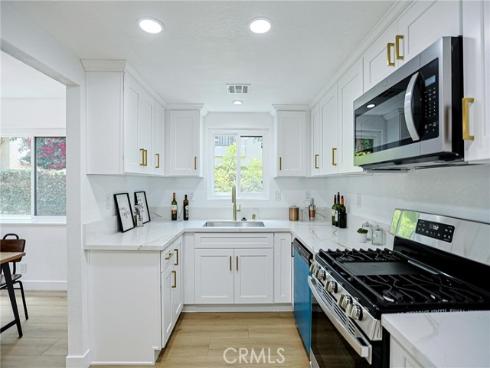 8860 La Salle 4 , Cypress, CA