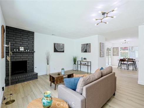 8860 La Salle 4 , Cypress, CA