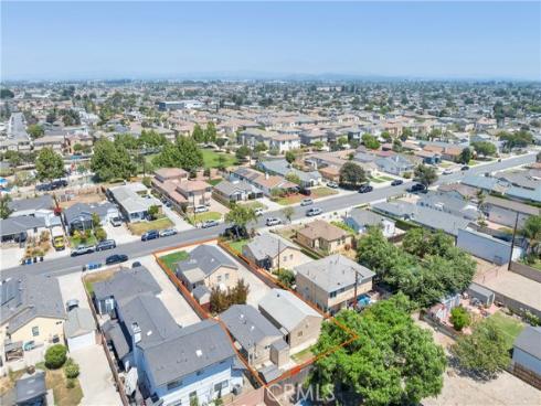 5572 Saint Ann Avenue, Cypress, CA