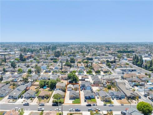 5572 Saint Ann Avenue, Cypress, CA