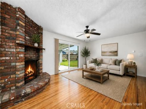 6651 Sambar Cir , Cypress, CA