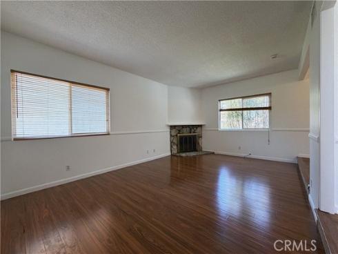 6891 Elm , Cypress, CA