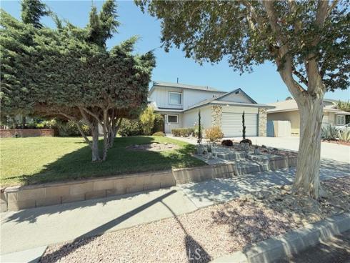 6891 Elm , Cypress, CA