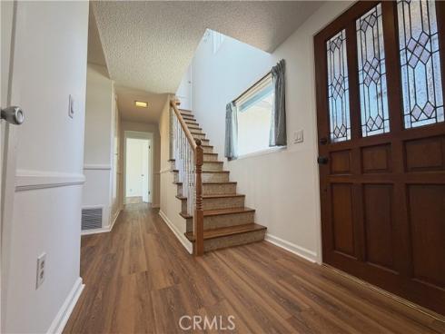 6891 Elm , Cypress, CA
