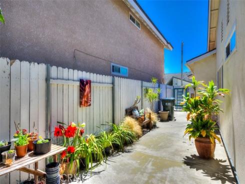 6395 Saipan , Cypress, CA