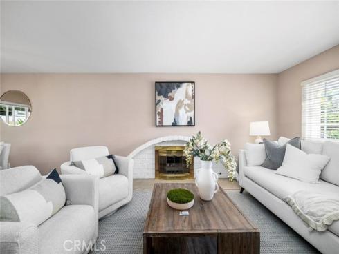 9717 Avenida Monterey , Cypress, CA