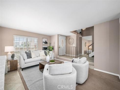 9717 Avenida Monterey , Cypress, CA