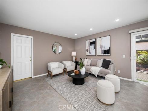 9717 Avenida Monterey , Cypress, CA