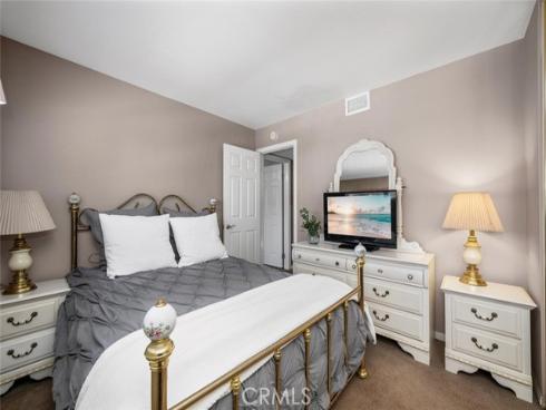 9717 Avenida Monterey , Cypress, CA