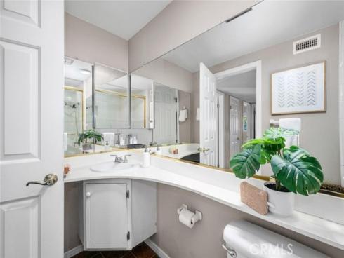 9717 Avenida Monterey , Cypress, CA