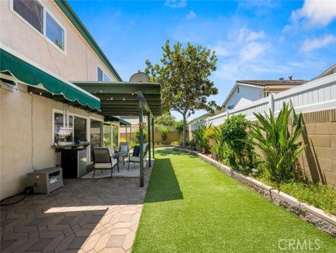 9717 Avenida Monterey , Cypress, CA