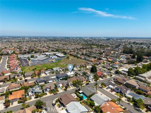 9717 Avenida Monterey , Cypress, CA