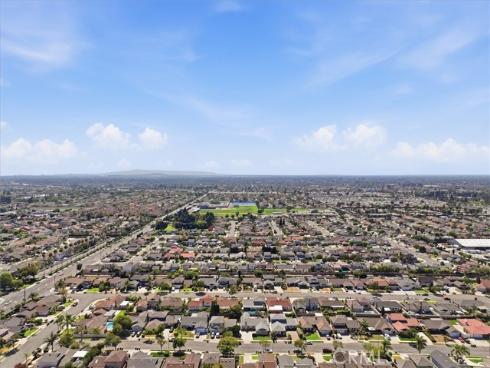 9393 Ethel , Cypress, CA