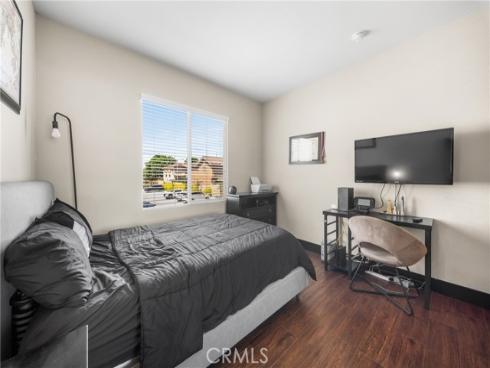 6198 Lincoln 18 , Cypress, CA