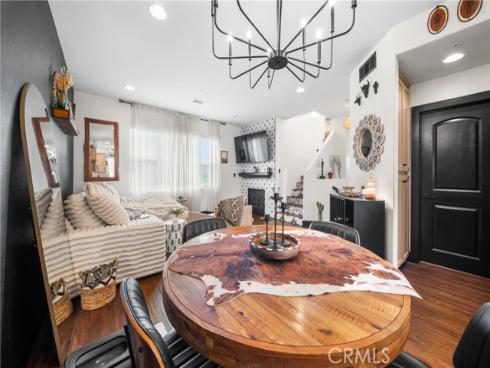 6198 Lincoln 18 , Cypress, CA
