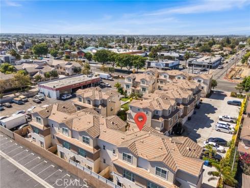 6198 Lincoln 18 , Cypress, CA