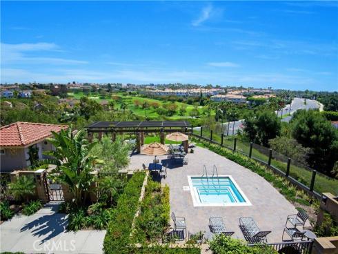 4  Corniche  F  Drive, Dana Point, CA
