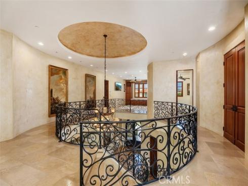 101 Ritz Cove Drive, Dana Point, CA
