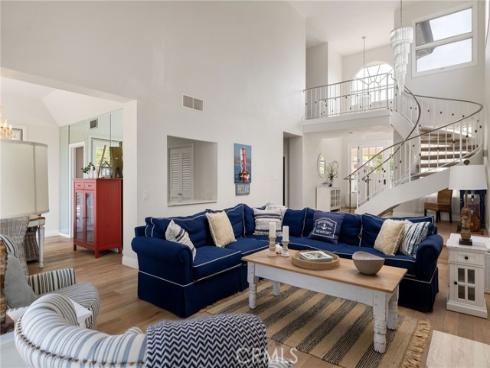 27 Los Monteros Drive, Dana Point, CA
