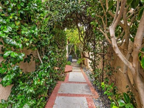 1  Saint Kitts  , Dana Point, CA