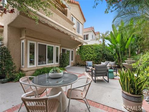 1  Saint Kitts  , Dana Point, CA