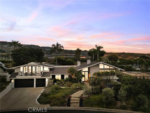210 Monarch Bay