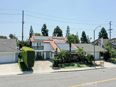 17230 San Lorenzo Circle