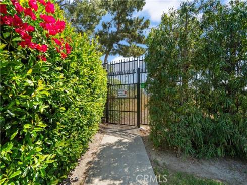12042 Sylvan River 4 , Fountain Valley, CA