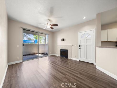 12042 Sylvan River 4 , Fountain Valley, CA