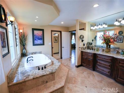 8795 La Roca , Fountain Valley, CA