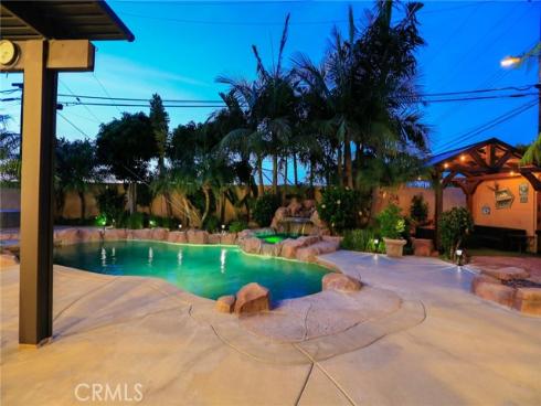 8795 La Roca , Fountain Valley, CA