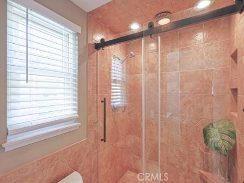 17819  Bay  , Fountain Valley, CA