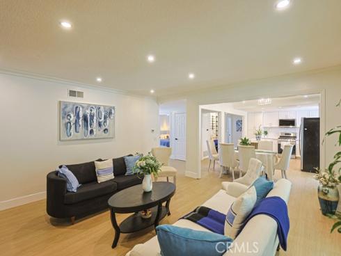 17819  Bay  , Fountain Valley, CA