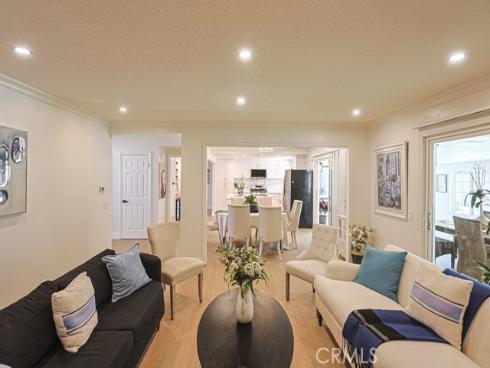 17819  Bay  , Fountain Valley, CA