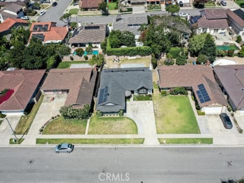 17819  Bay  , Fountain Valley, CA