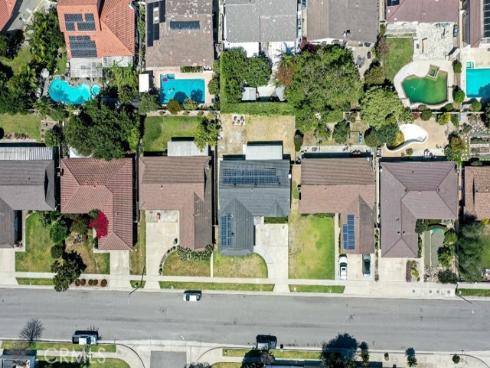 17819  Bay  , Fountain Valley, CA
