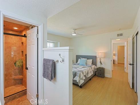 17819  Bay  , Fountain Valley, CA