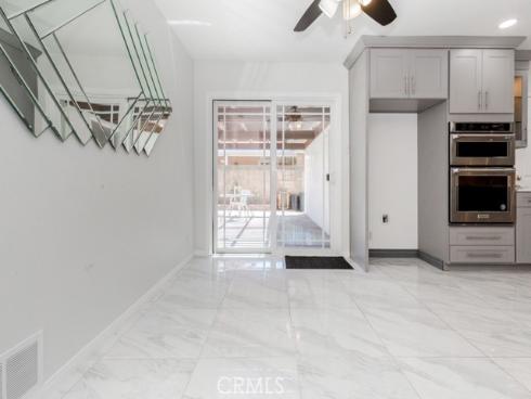 9331 La Cortinilla Avenue, Fountain Valley, CA