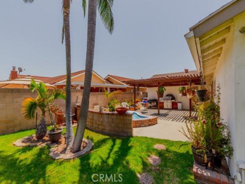 9331 La Cortinilla Avenue, Fountain Valley, CA