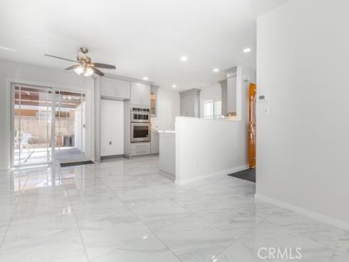 9331 La Cortinilla Avenue, Fountain Valley, CA