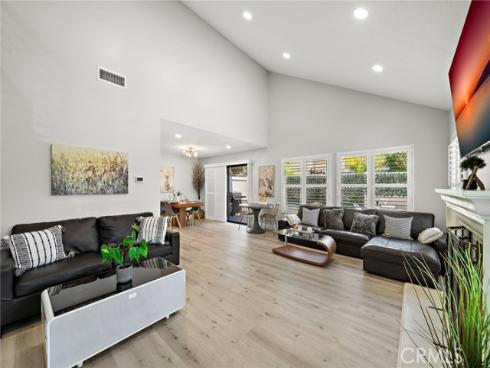 18134 Rustic Court , Fountain Valley, CA