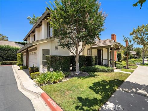18134 Rustic Court , Fountain Valley, CA