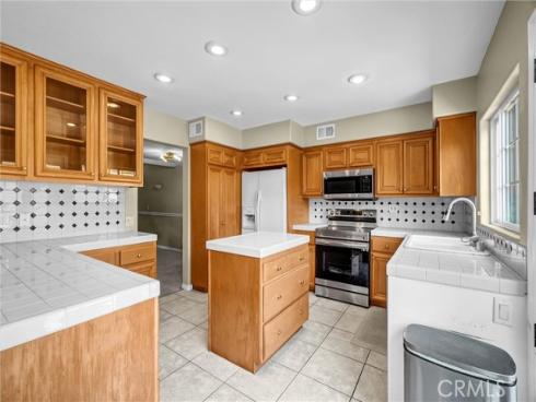 10462 Rio Grande Court, Fountain Valley, CA