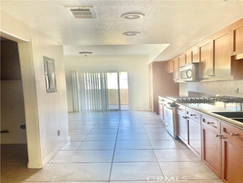 17168 Newhope 222 , Fountain Valley, CA