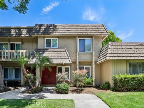 10424 Echo River Court, Fountain Valley, CA