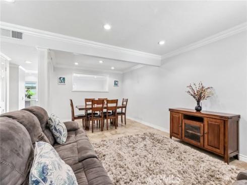 10424 Echo River Court, Fountain Valley, CA