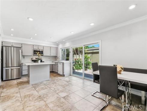 10424 Echo River Court, Fountain Valley, CA