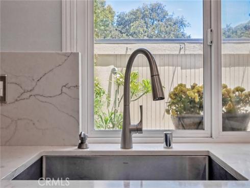 10424 Echo River Court, Fountain Valley, CA