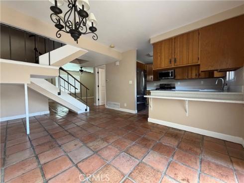 18324  Brookhurst  , Fountain Valley, CA